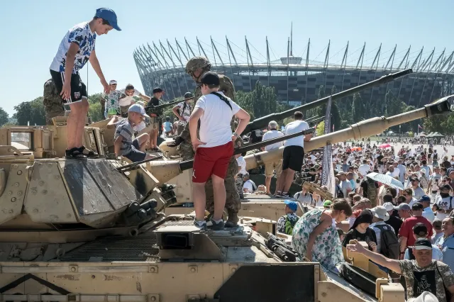 Piknik wojskowy w Warszawie. Byli na nim nie tylko polscy żołnierze [ZDJĘCIA]