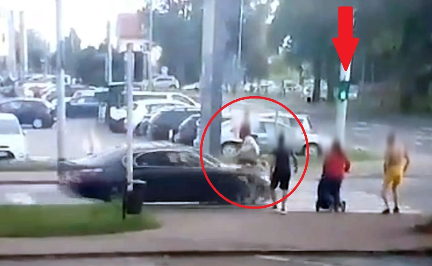 Puławy: 27-latek w BMW rozjechał na pasach kobietę i dziecko. Przerażające NAGRANIE