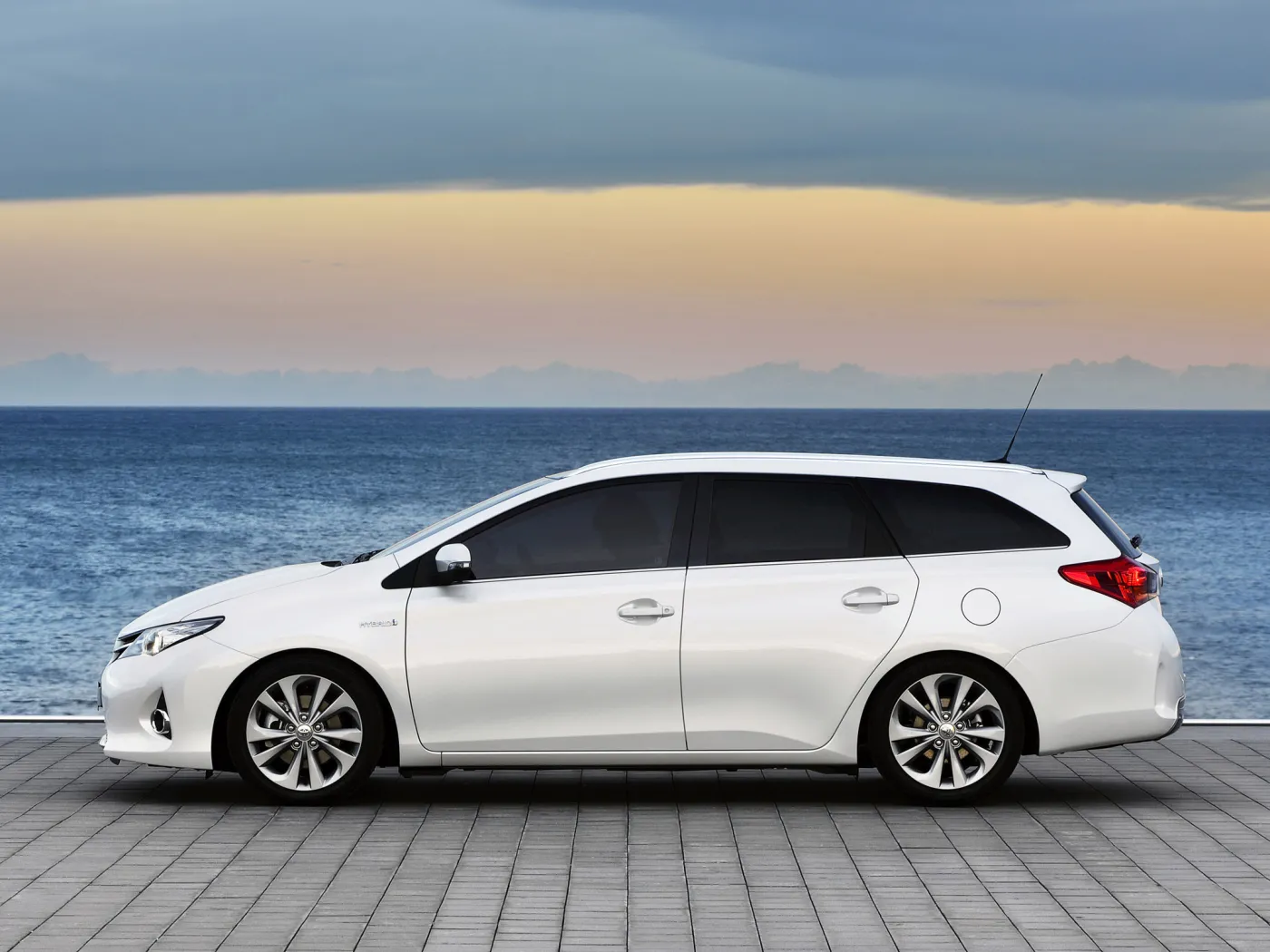 Używane: Toyota Auris II (od 2012)
