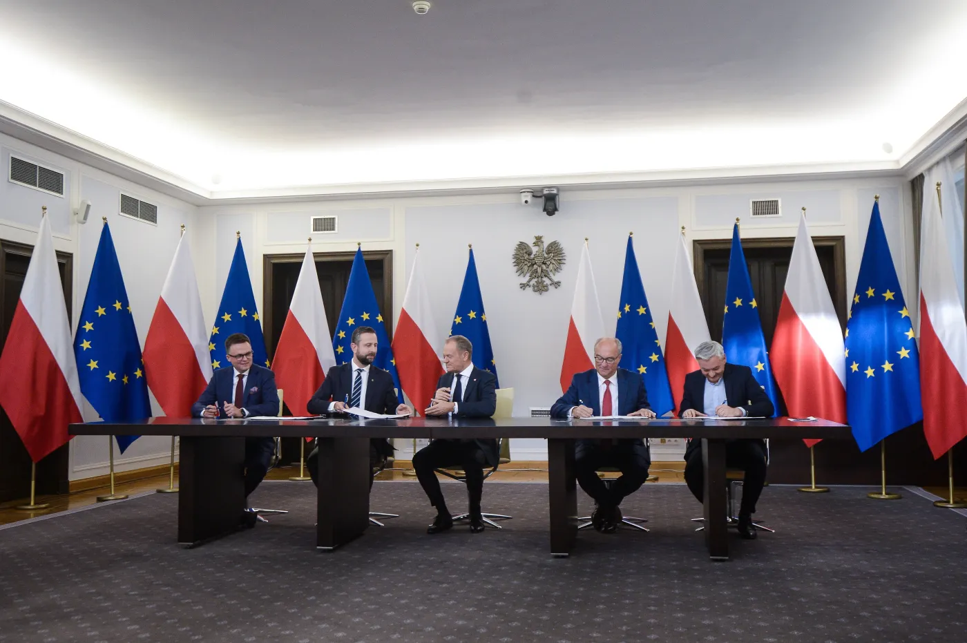 Dla koalicji, która zapewne najpóźniej w grudniu przejmie rządy w III RP, fakt jej oficjalnego zawiązania w wigilie 11 listopada może mieć nie tylko symboliczne znaczenie.