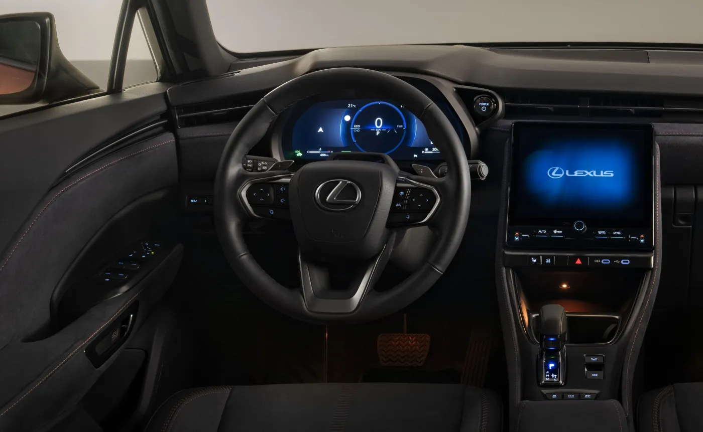 Lexus LBX