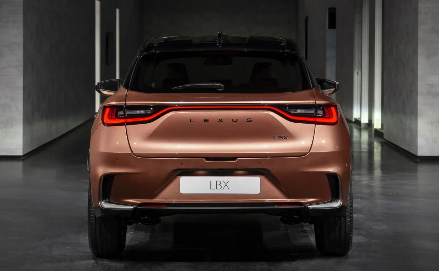 Lexus LBX