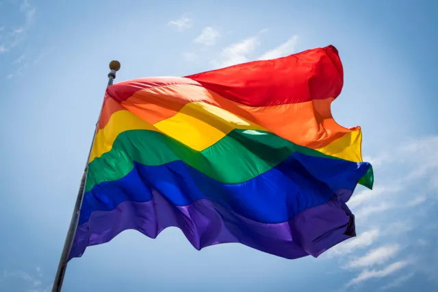Uchwały nie wprowadzają "stref wolnych od LGBT". To tylko wsparcie dla definicji małżeństwa [ROZMOWA]