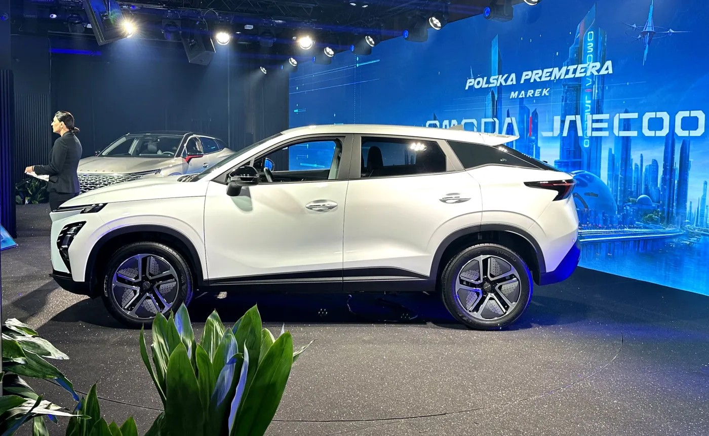 OMODA E5
