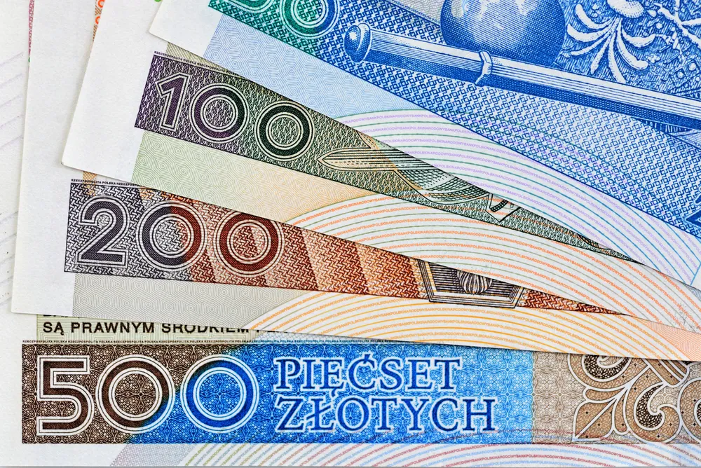 Polacy popierają pomysł stworzenia specjalnego bonu turystycznego? BADANIE