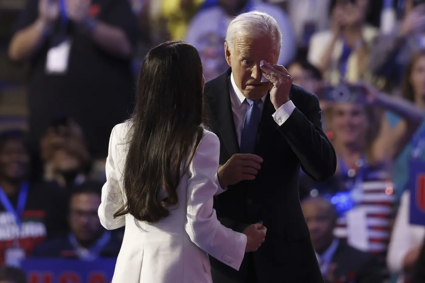 Biden przyznał, że jest za stary. Dużo emocji na konwencji Demokratów