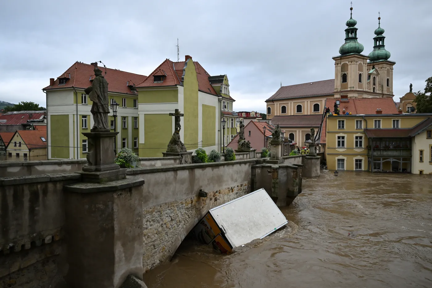 Sytuacja w Kłodzku jest dramatyczna. "Zostały nam tylko działania ratunkowe"