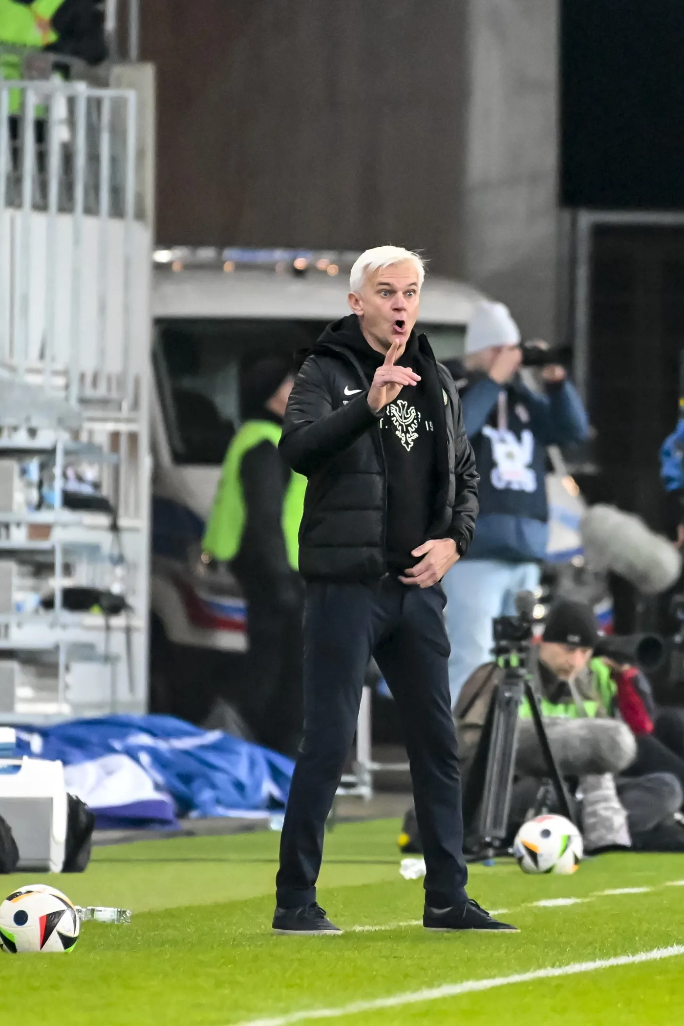 Trener Śląska Wrocław Jacek Magiera