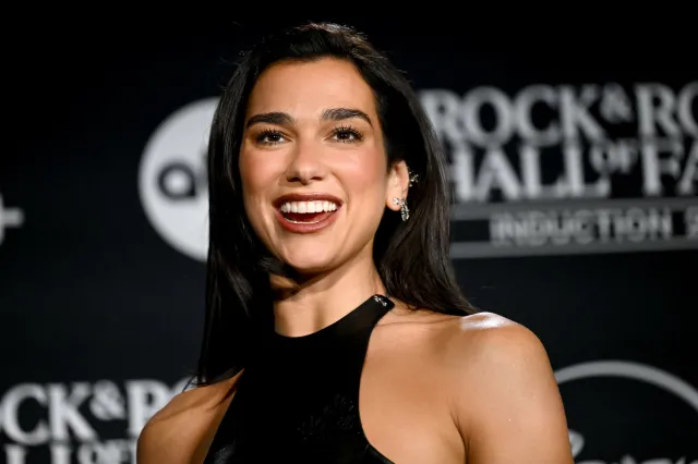 Dua Lipa zaskoczyła fanów. W amerykańskim talk-show mówiła o Oldze Tokarczuk [NAGRANIE]