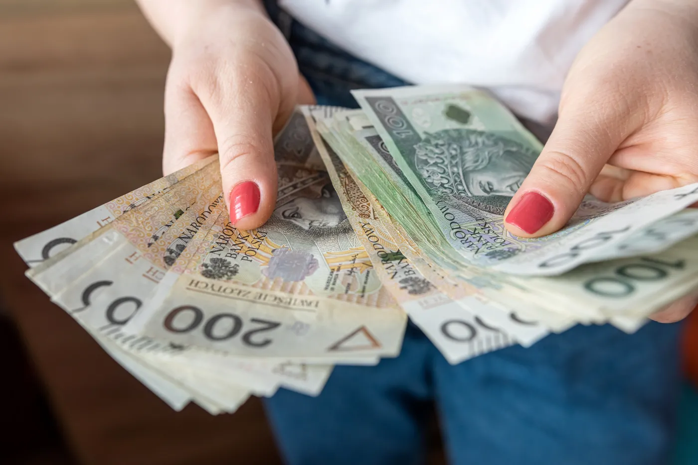 Nowy dodatek 1000 zł do pensji od lipca 2024. Rząd podjął decyzję