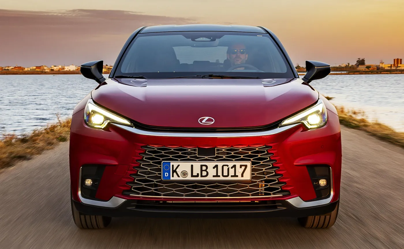 Lexus LBX