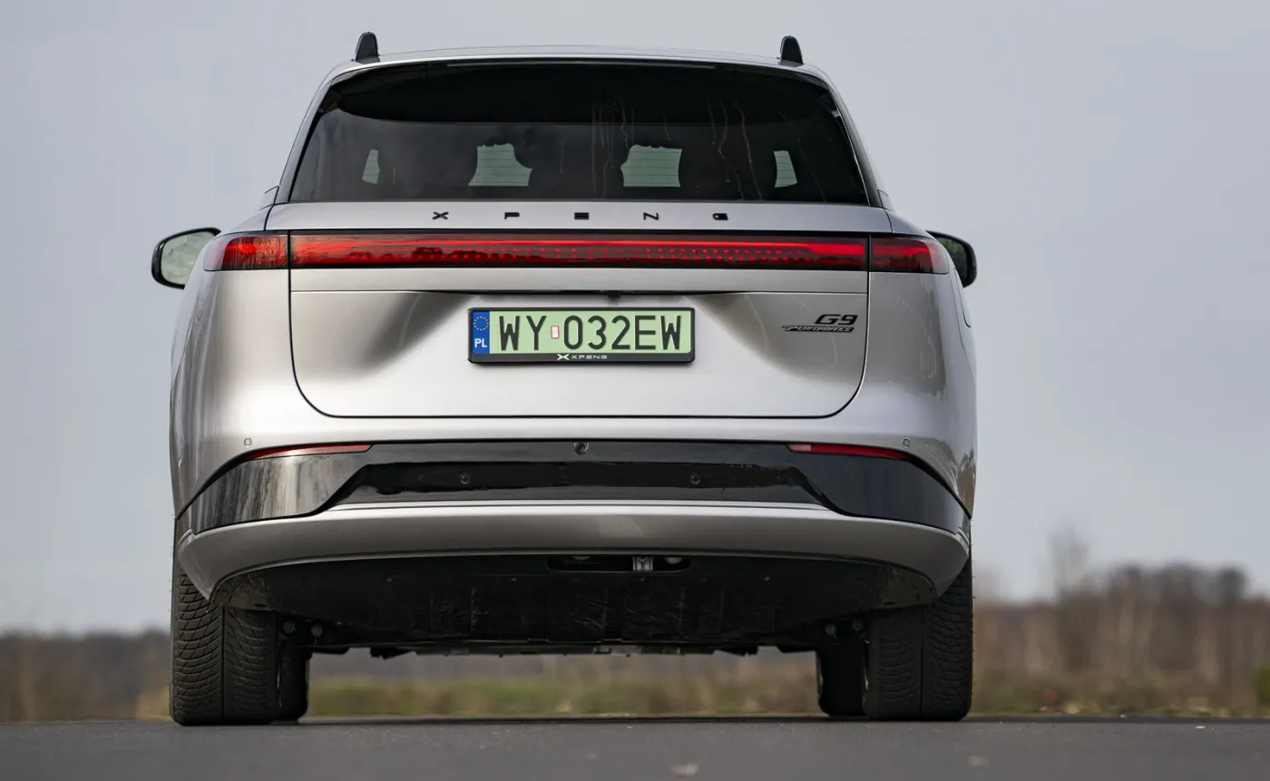 XPENG G9