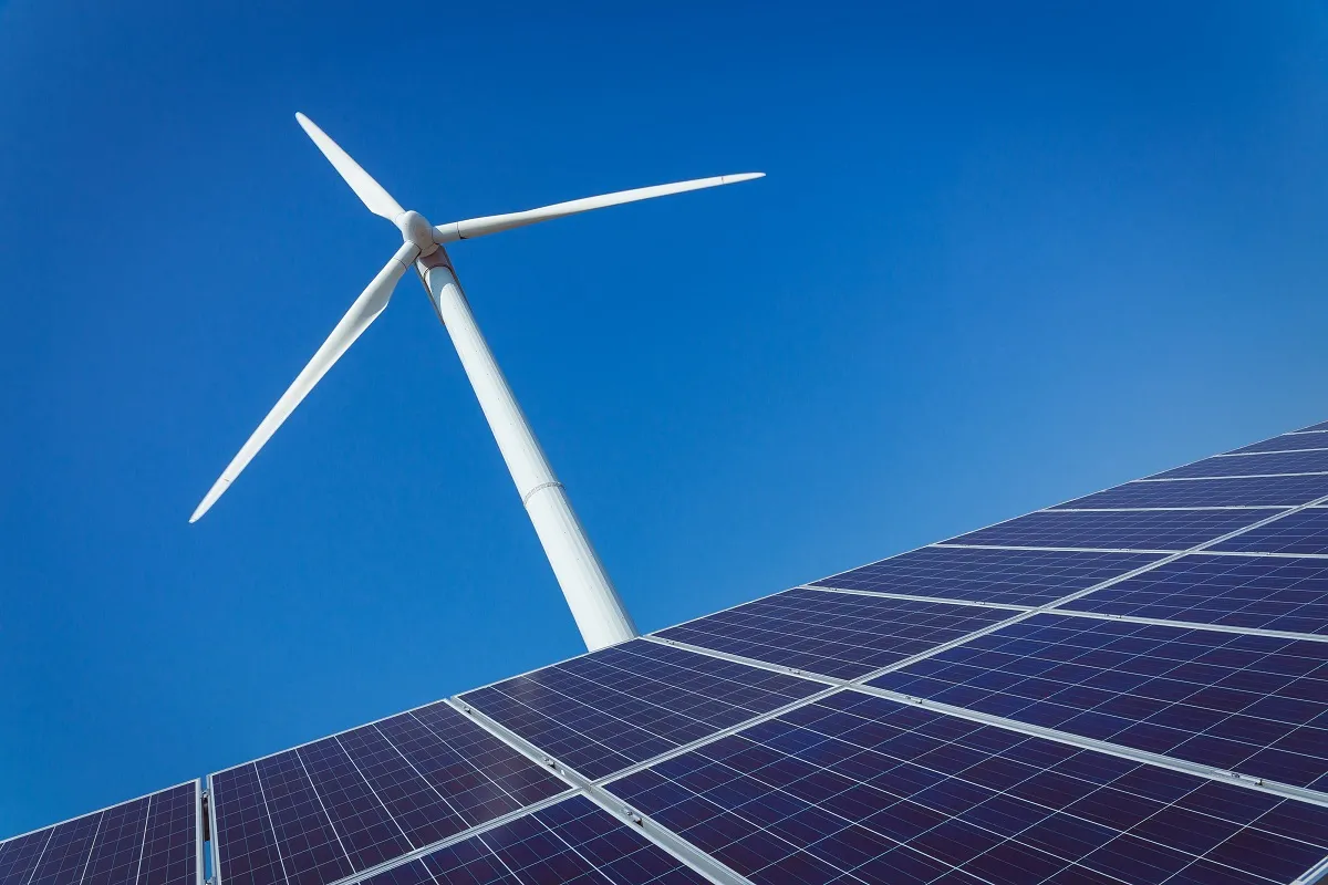 oze odnawialne źródła energii wiatraki fotowoltaika turbiny wiatrowe klastry klaster