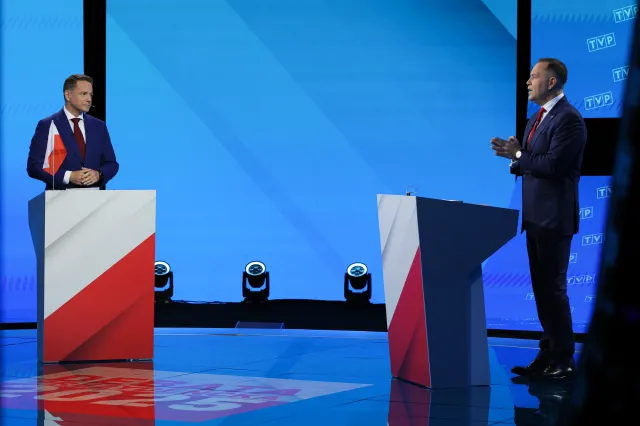 Debata Trzaskowski-Nawrocki. Burza w sieci. "Totalny dyletant" kontra "prezydent-sorosowy"