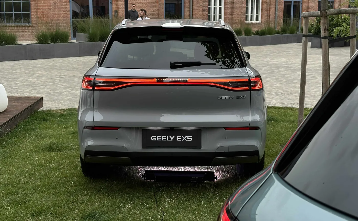 Geely EX5