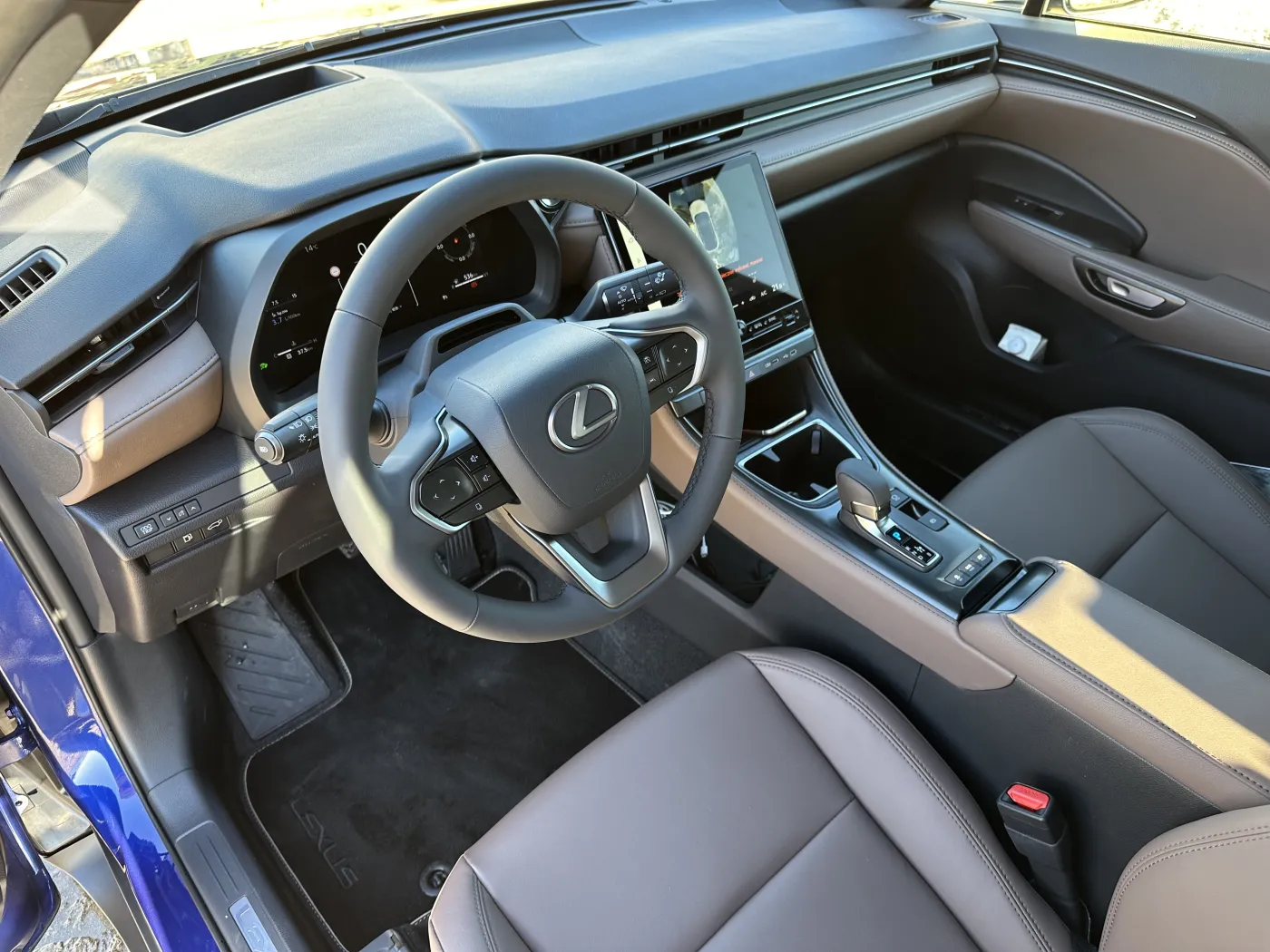 Lexus LBX