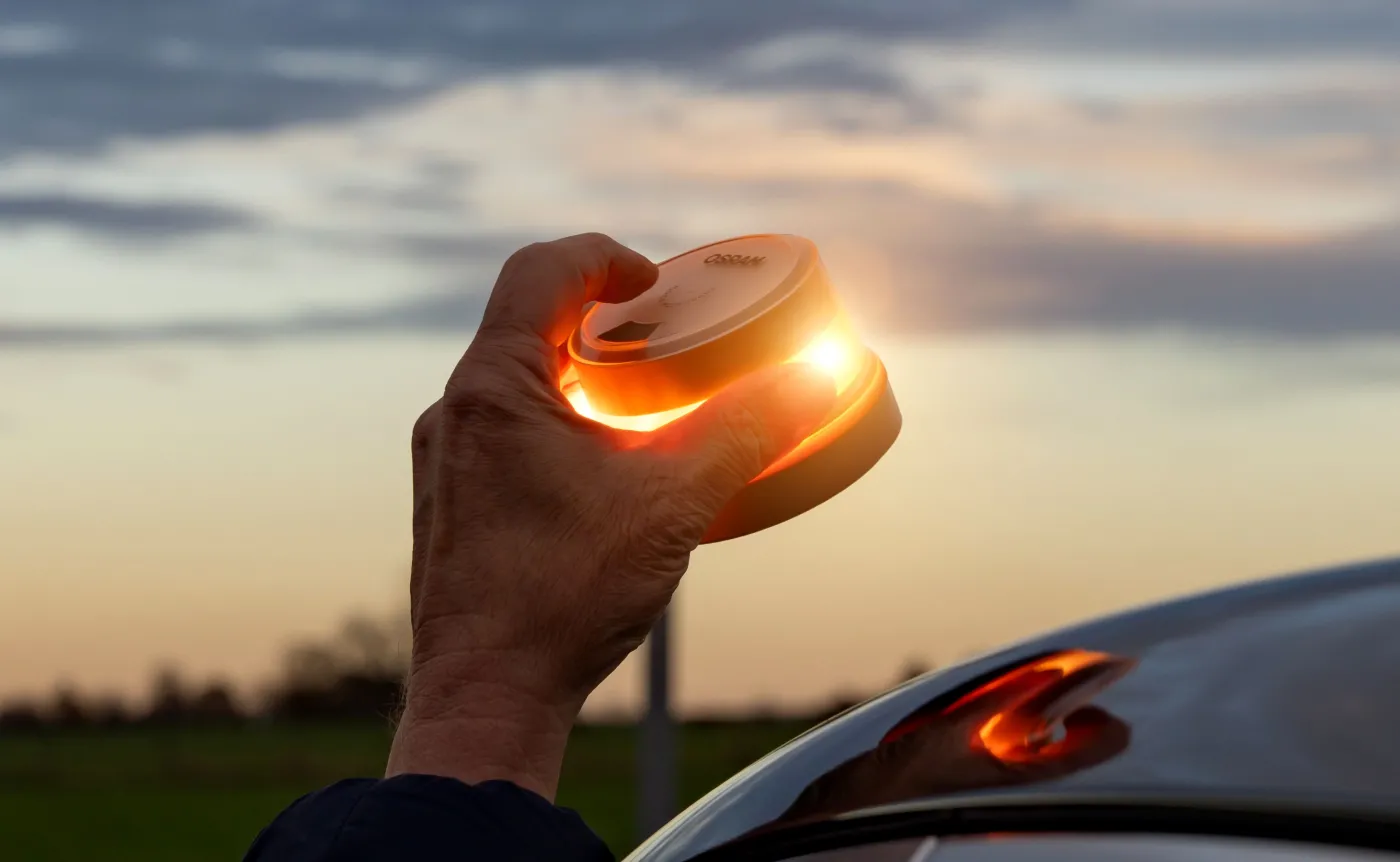 Lampa V16 zamiast trójkąta ostrzegawczego