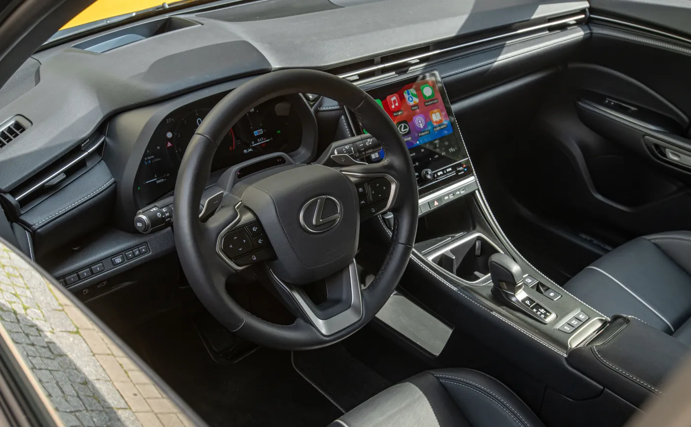 Lexus LBX