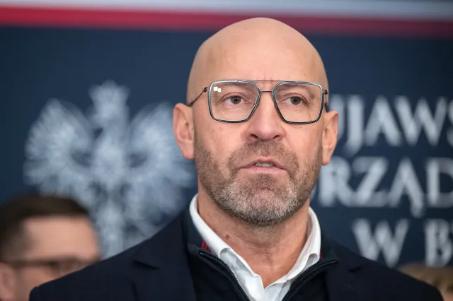Sporu między ministerstwem sportu a PKOl. "Haniebne, że flaga narodowa jest wykorzystywana do gierek politycznych"
