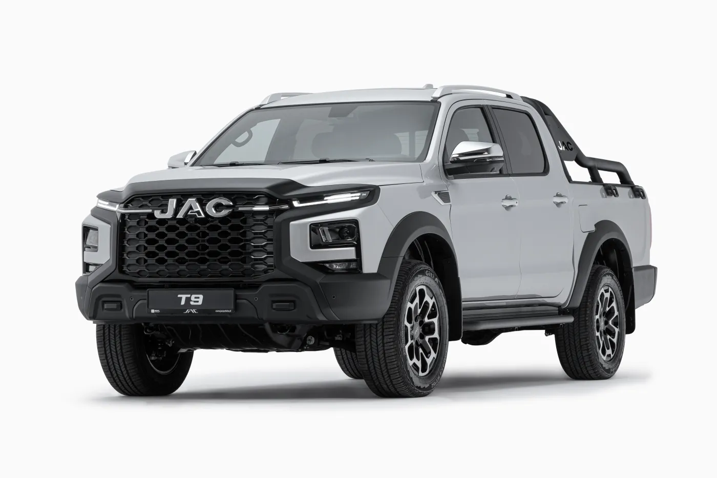 JAC T9