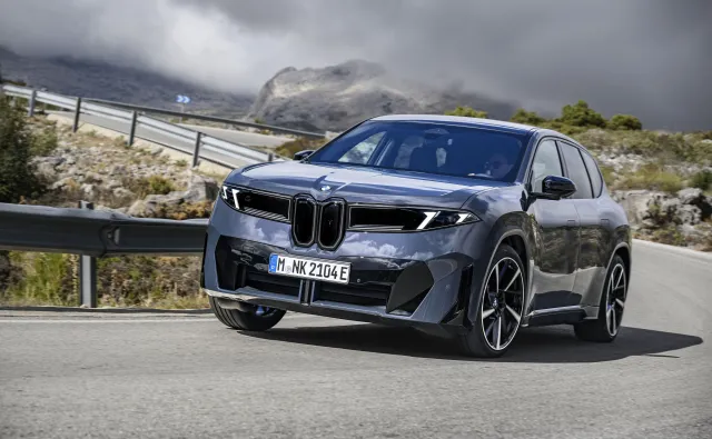 Kupują 806 aut dziennie. Nowy SUV to trzęsienie ziemi: Diesla już nikt nie chce