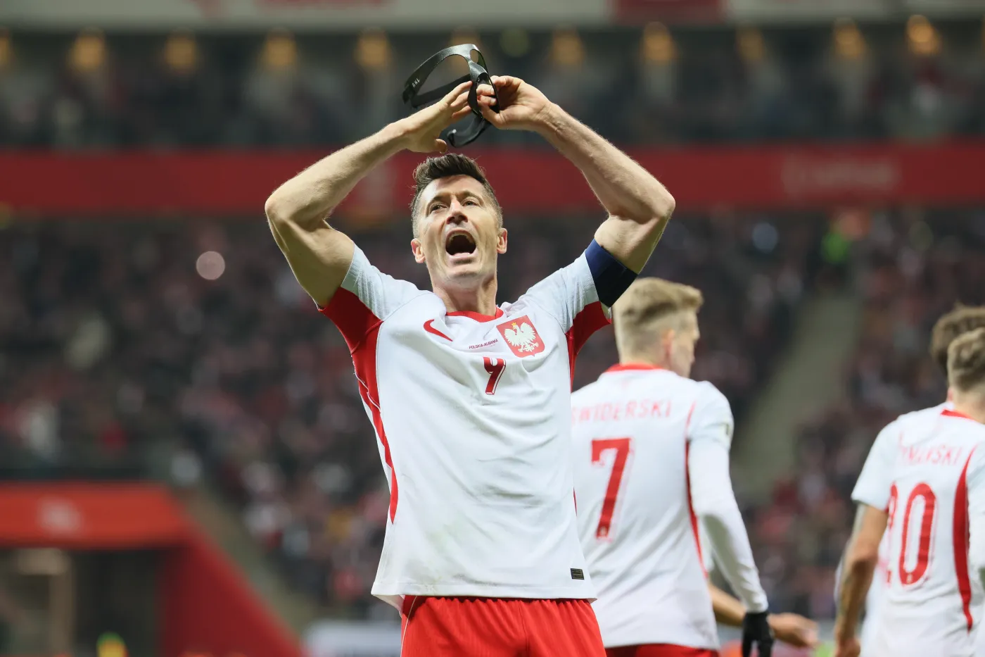 Robert Lewandowski obiecuje lepszą grę ze Szwecją i awans na mundial