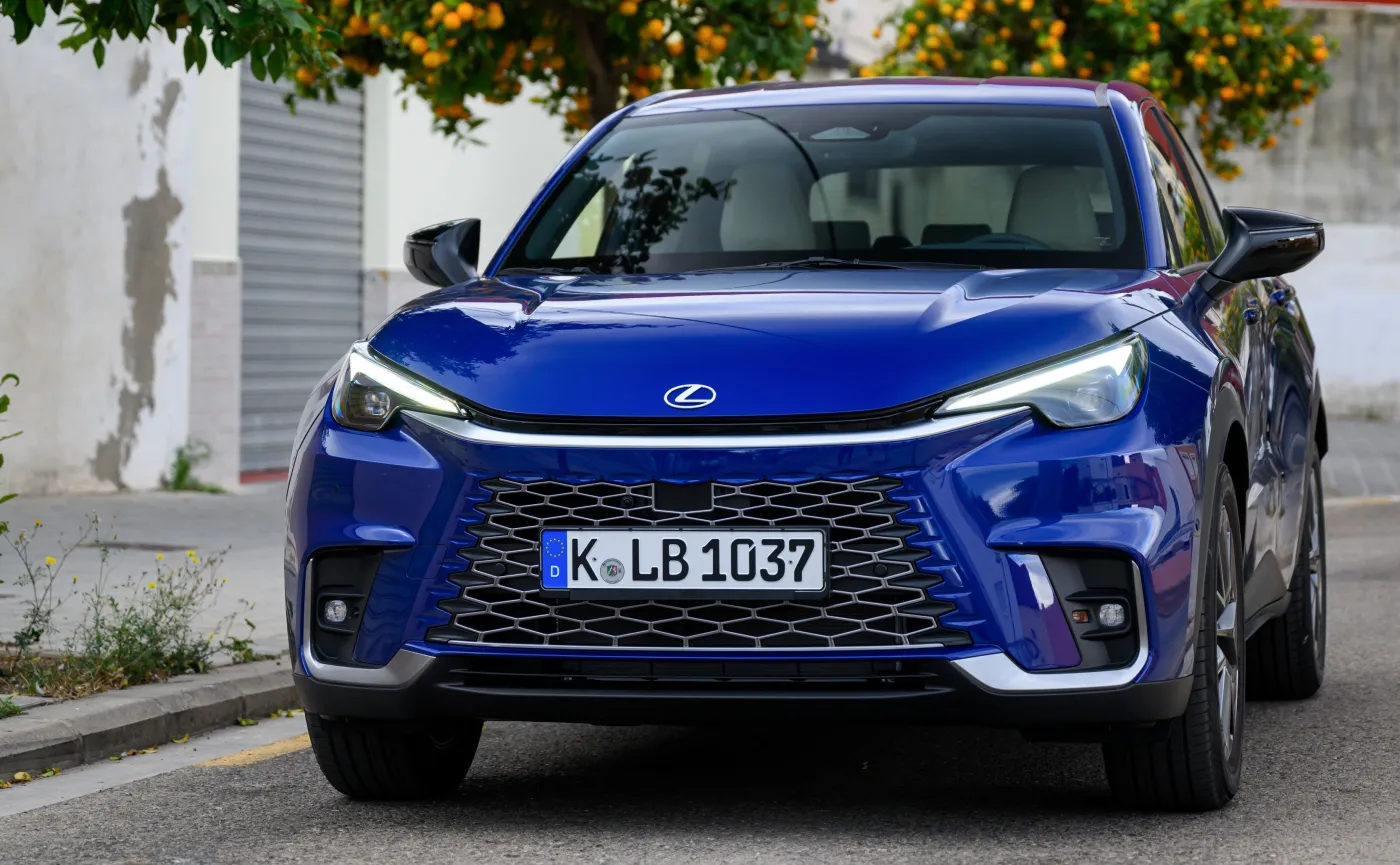 Lexus LBX