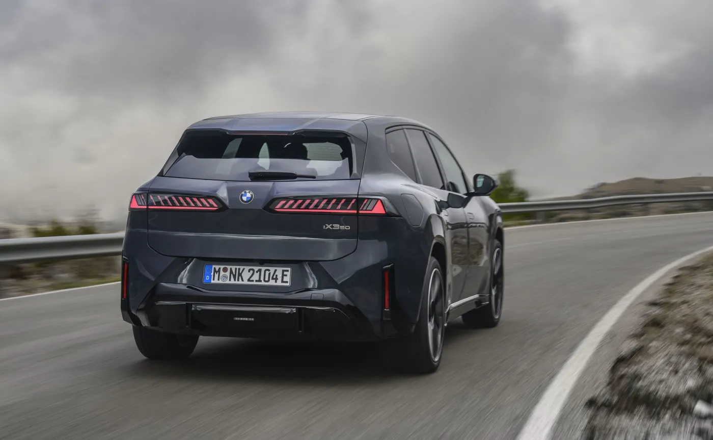 BMW iX3