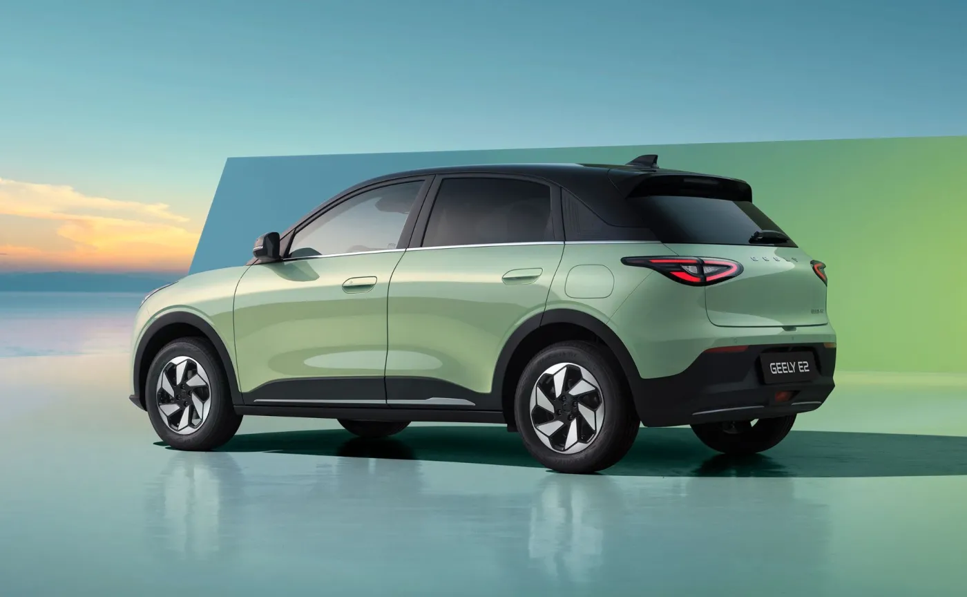Geely E2