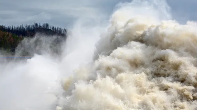 Trzęsienie ziemi w Japonii. Wydano alert przed tsunami