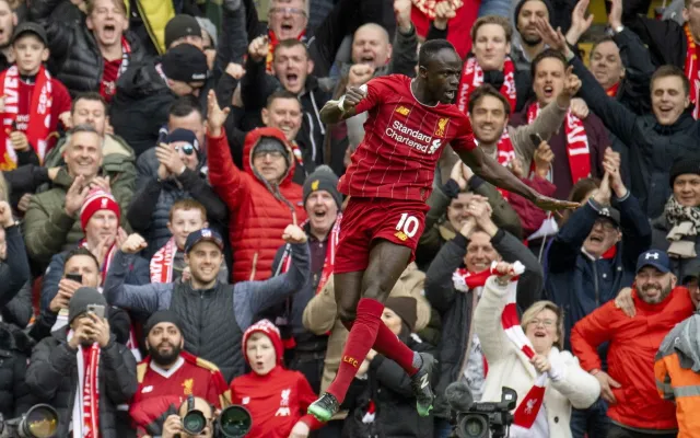 Liga angielska: Bednarek i Fabiański na tarczy. Liverpool znów wygrywa
