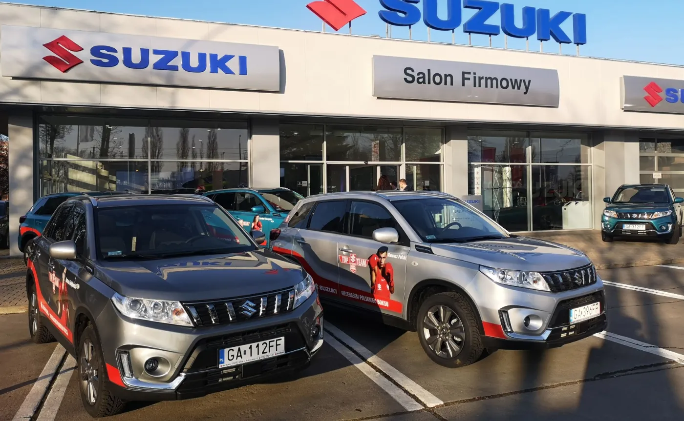Suzuki Vitara - auta zawodników Suzuki Top Team