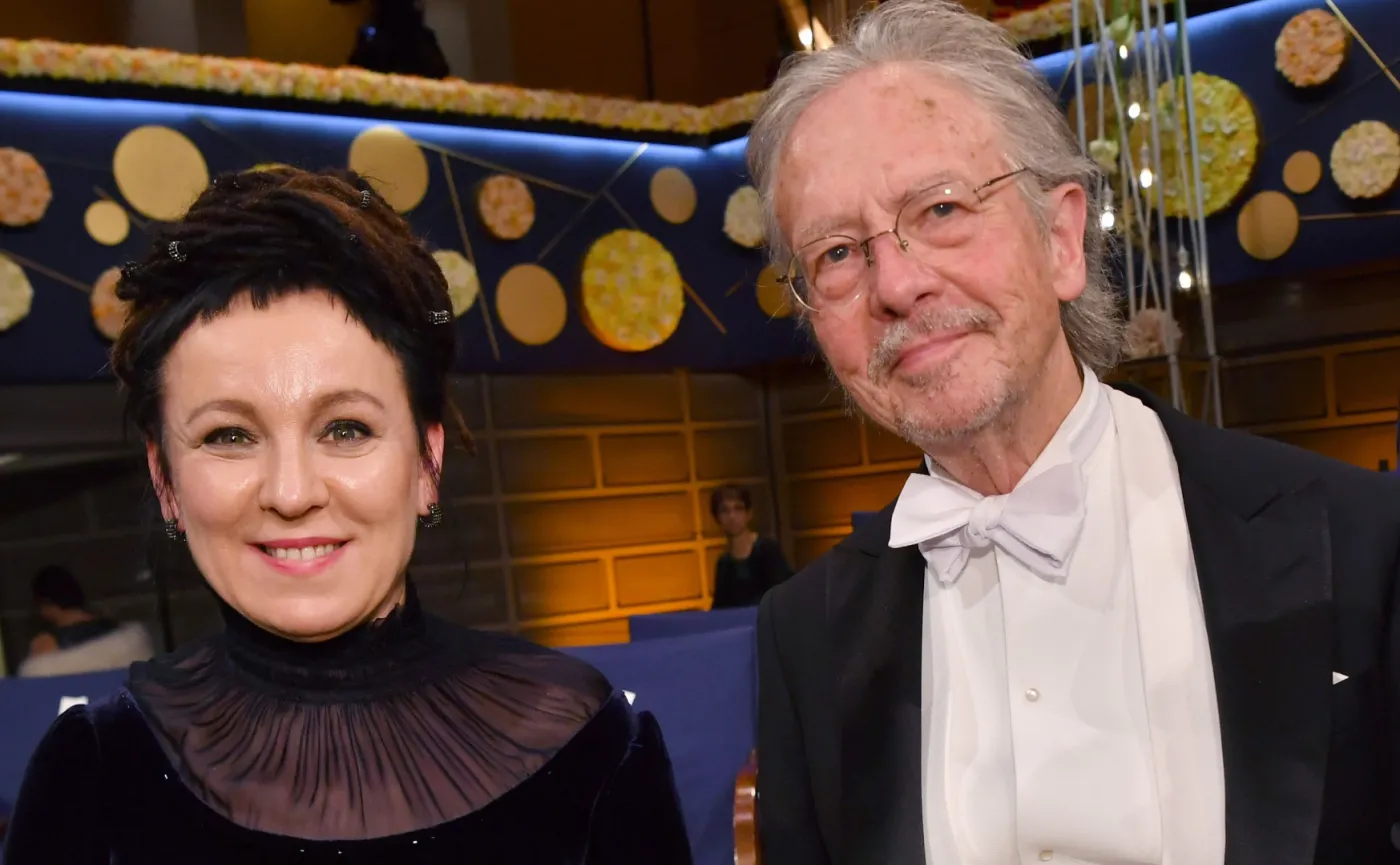 12801523-nobel2.jpg