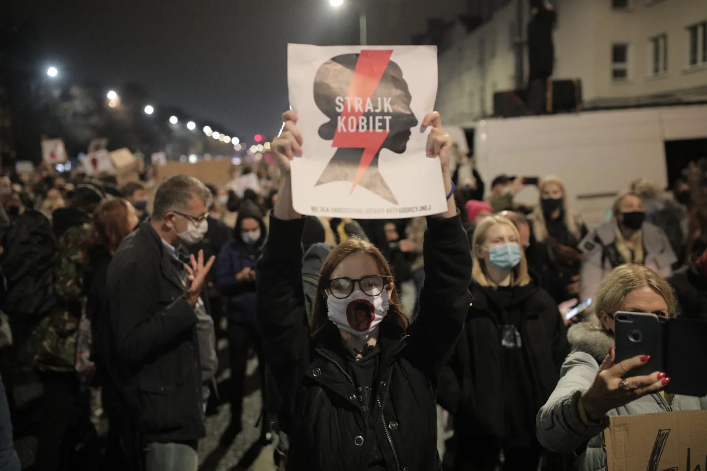 Prezes PAN: Mamy systemowy chaos. Wyprowadzenie tysięcy osób na ulice musi skutkować rozszerzeniem się rozmiaru epidemii