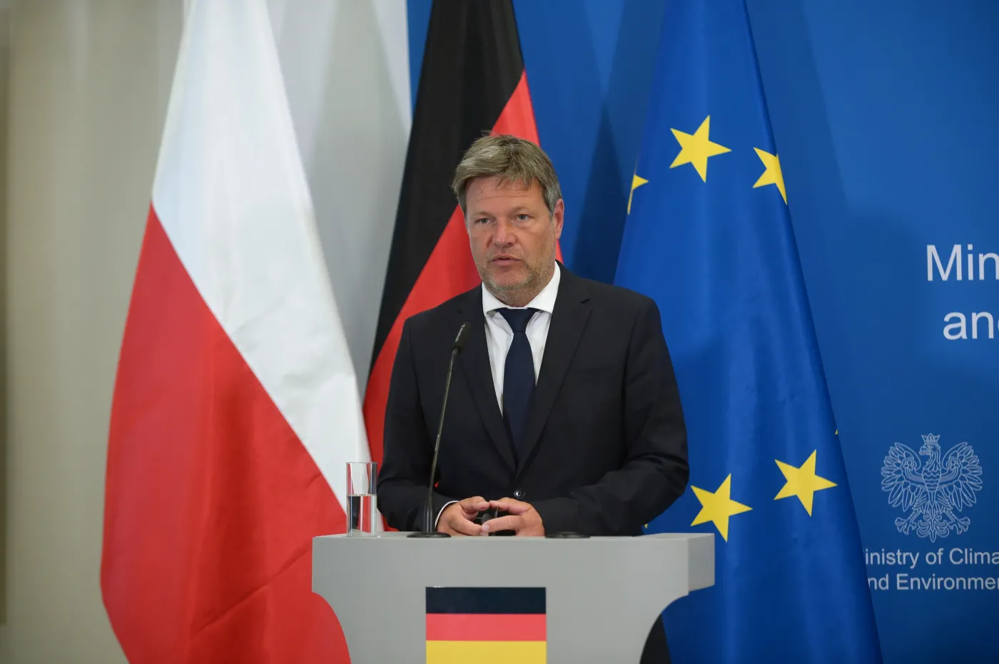 Wicekanclerz Niemiec: Wstrzymanie importu energii z Rosji jest możliwe