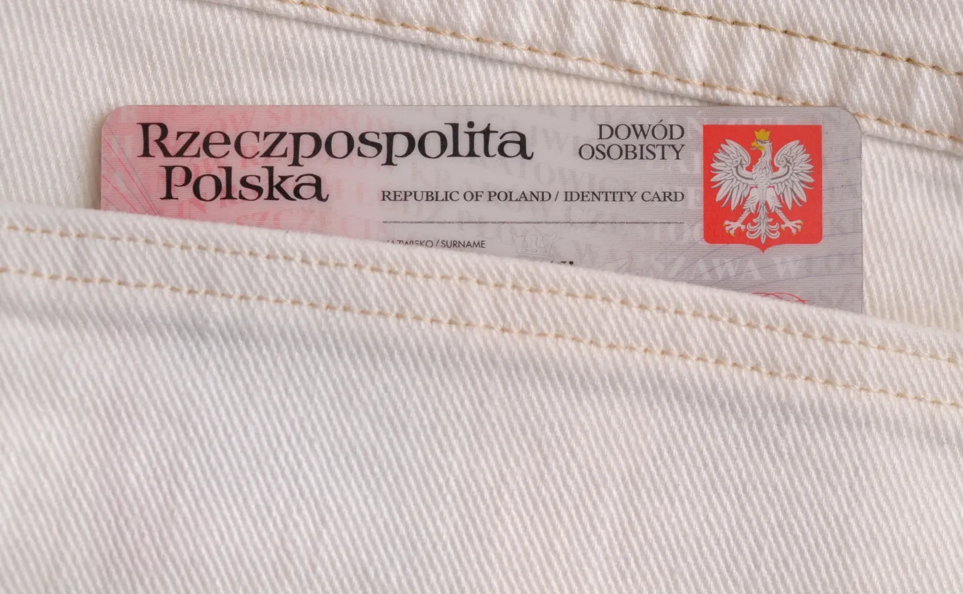 Wyłudzenia numeru PESEL. Aż 27 proc. Polaków otrzymało telefon lub e-mail od oszustów [RAPORT]