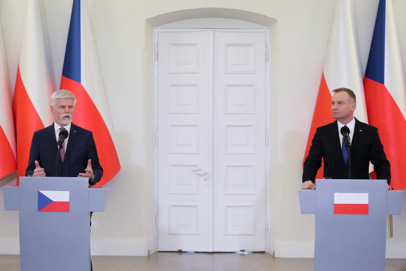 Prezydenci Polski i Czech: Ukraina w UE jest w naszym interesie
