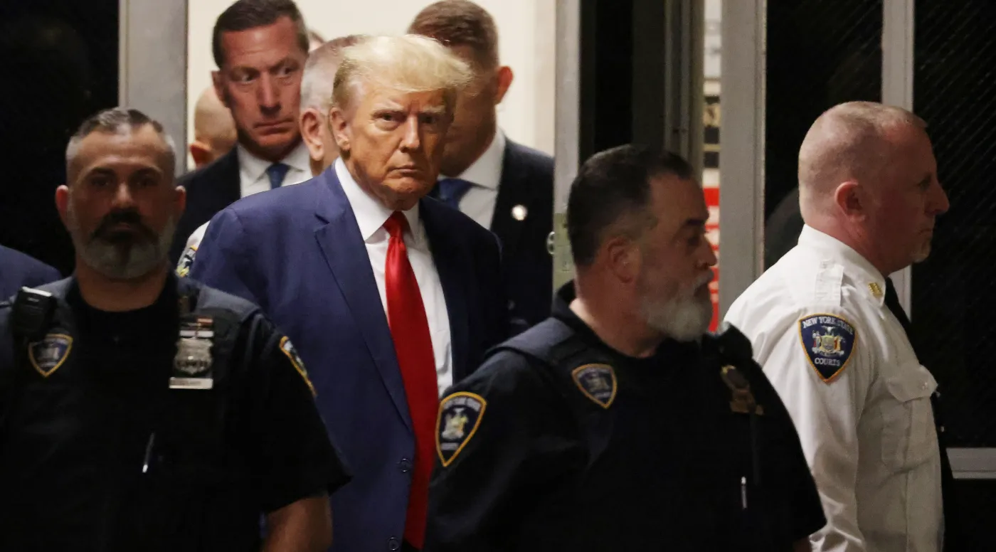 Donald Trump usłyszał ponad 30 zarzutów