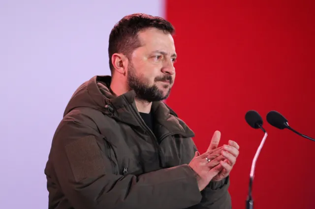 Zełenski: Polacy pokazali, że między ukraińskimi i polskimi sercami nie ma barier