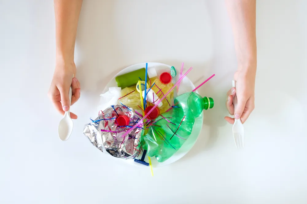 Unia przegrywa z plastikiem. Realizacja celów dot. recyklingu opakowań z tworzyw sztucznych jest zagrożona
