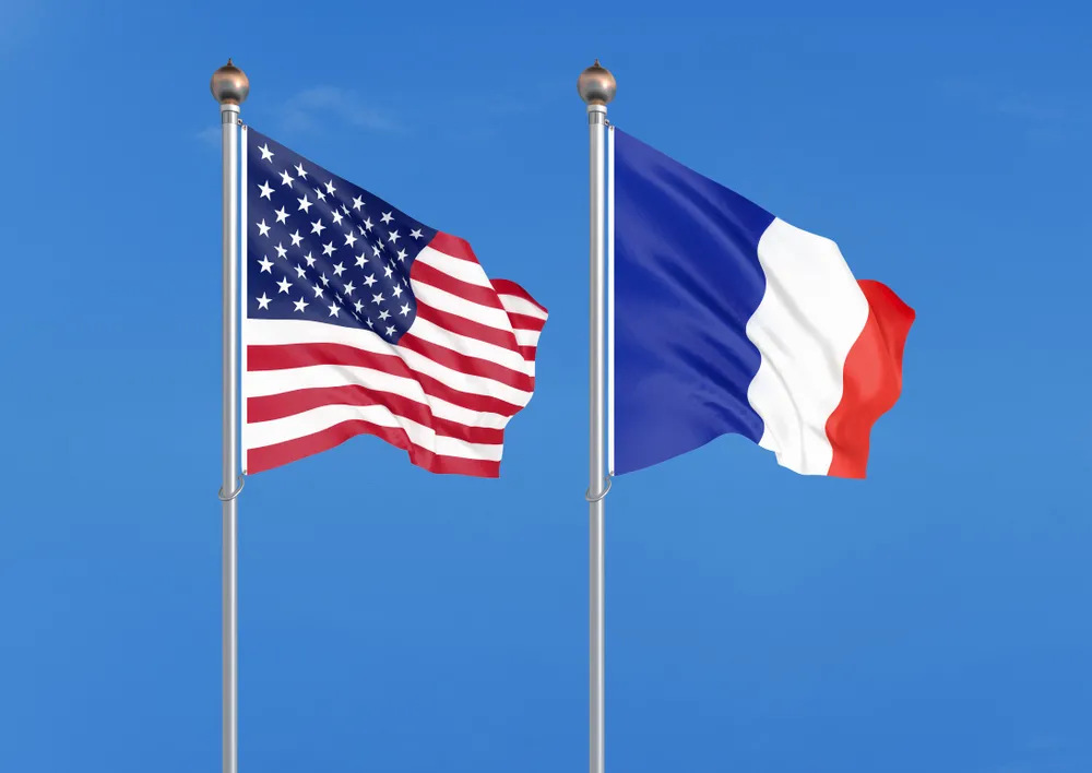 Mimo szoku i niedowierzania Francja stawia na pragmatyzm w relacjach z USA