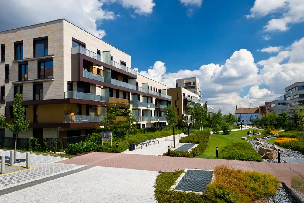 Liczba pozwoleń na budowę mieszkań rośnie. GUS podał dane z rynku nieruchomości