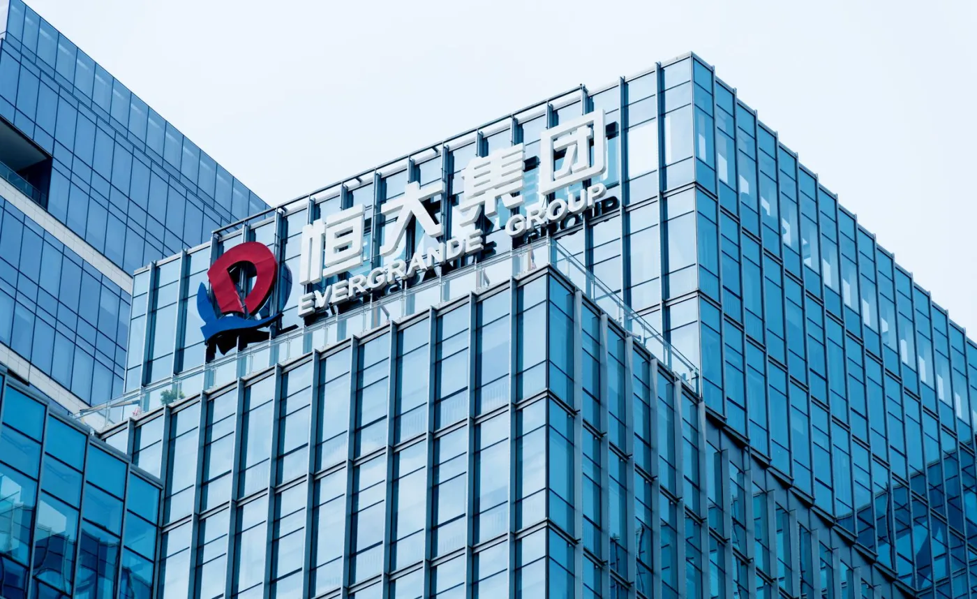 Chiński sąd zablokował ponad 100 mln dolarów zadłużonej firmy Evergrande