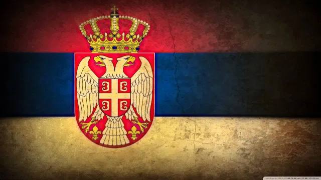 Politico: Rosja wykorzystuje serbskich agentów do infiltracji unijnych instytucji