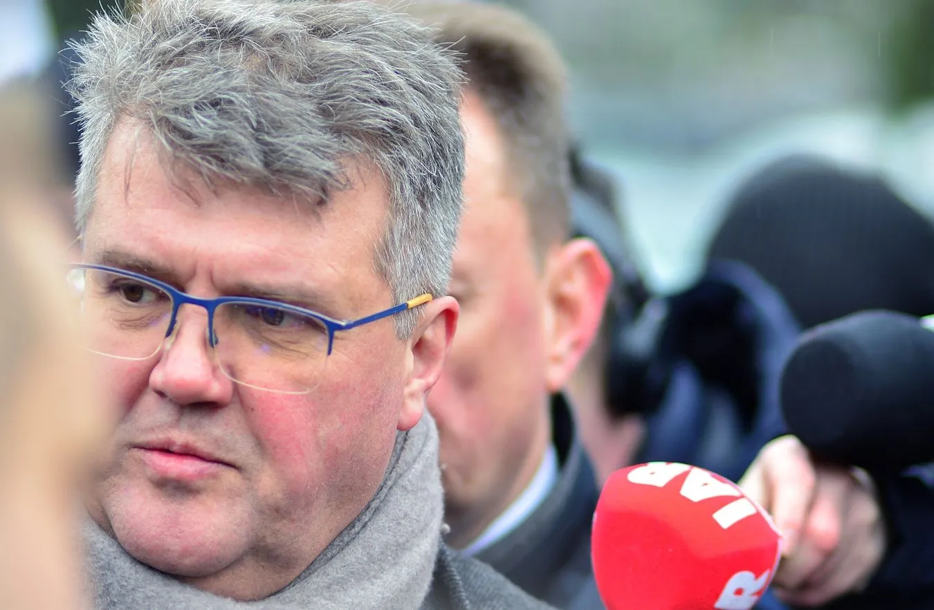 "Pieniądze od Macieja Wąsika są na koncie naszej fundacji". Otwarty Dialog z zadośćuczynieniem