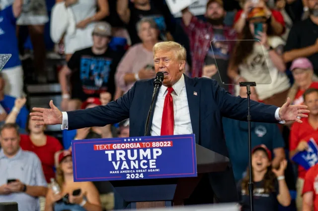 Stoimy u progu globalnej wojny handlowej? "WP": Cła Trumpa mogą być największe od 100 lat