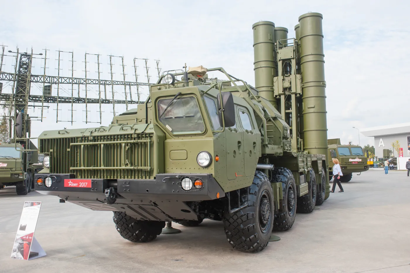 Rosyjski system rakietowy S-400 przybył do obwodu mińskiego