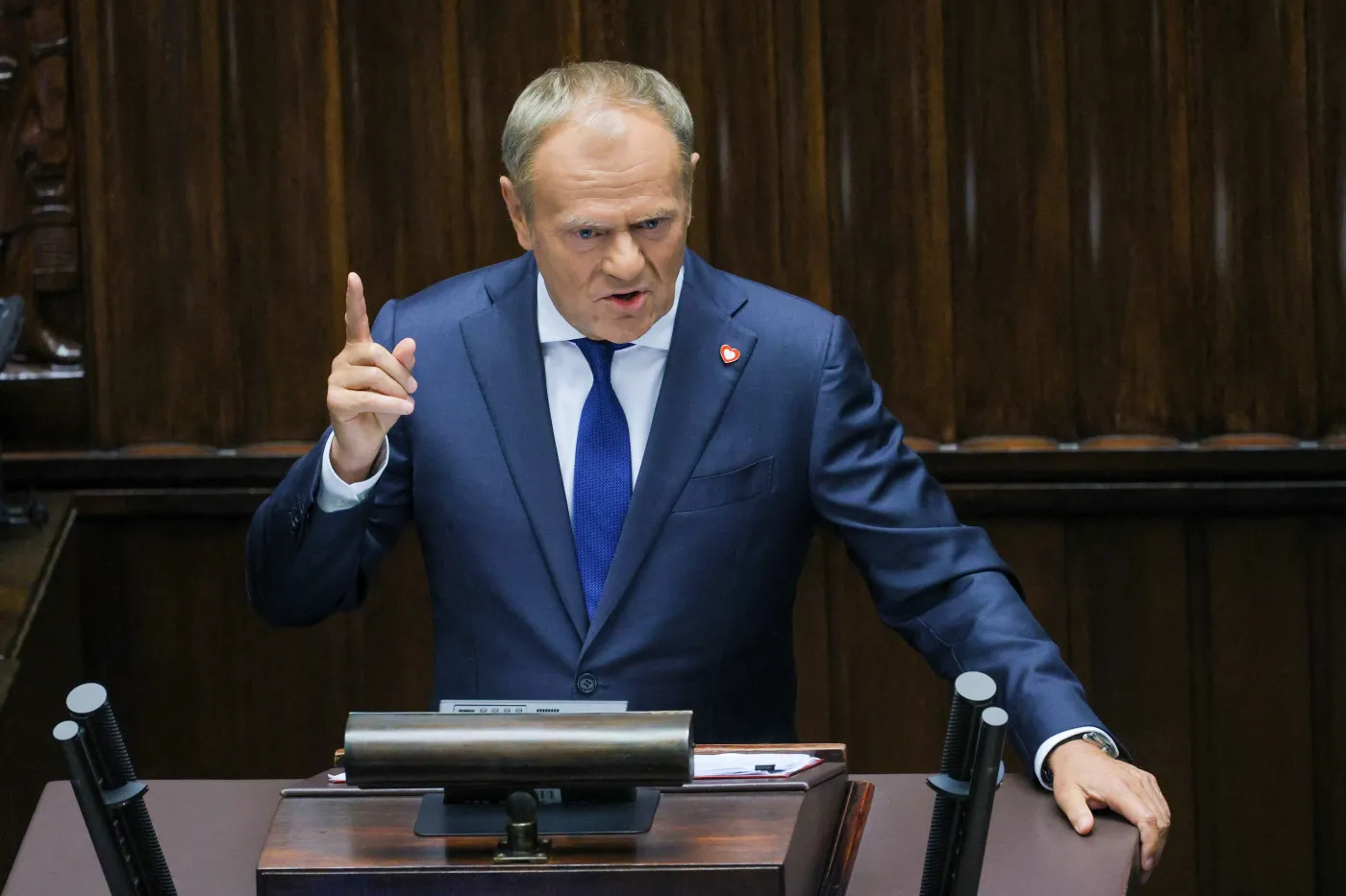 Polacy surowo oceniają premiera Tuska, pozytywnie tylko jedna trzecia. Najnowszy sondaż nie pozostawia złudzeń