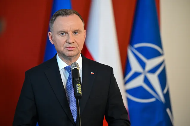 Czy Polska może liczyć na wsparcie od NATO w przypadku prowokacji? Duda przekazał, co powiedział Biden