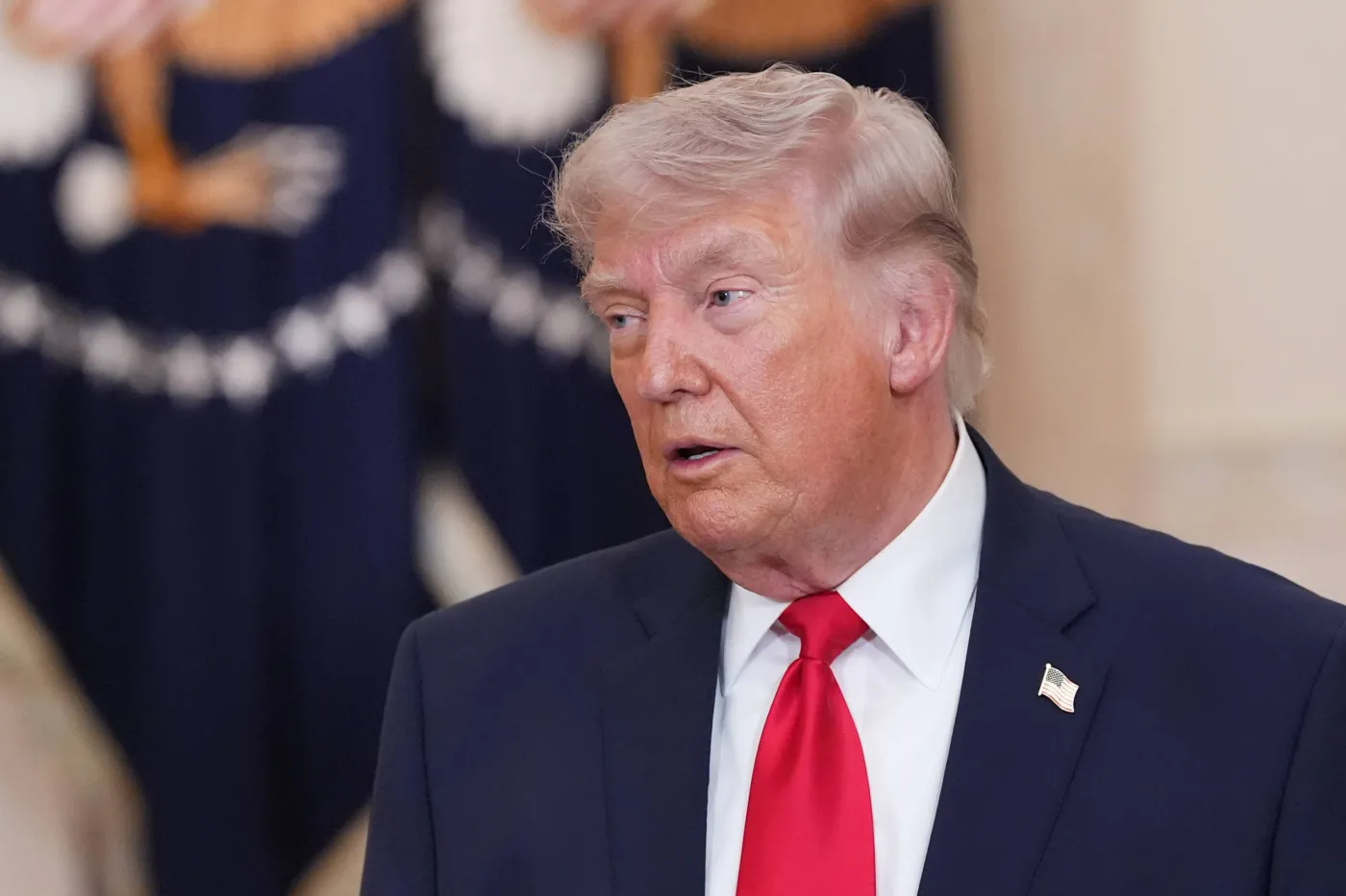 Donald Trump znów grozi atakiem. "Ten kraj powróci do epoki kamienia"